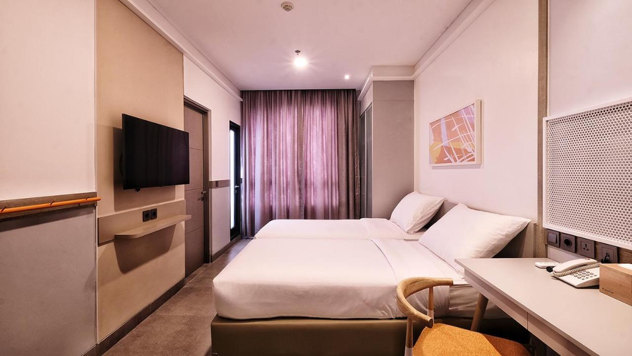 Joylive Bsd City Tangerang Exterior foto