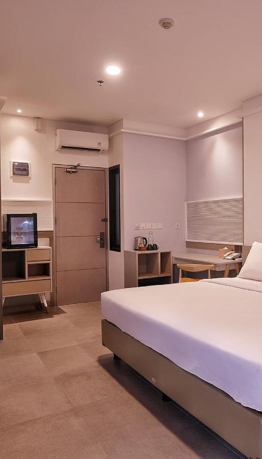 Joylive Bsd City Tangerang Exterior foto